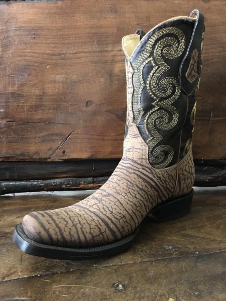 Bota  piel Cuello de Toro Levis