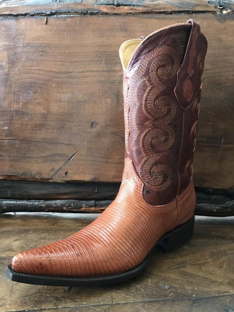 Bota en  piel de Armadillo